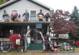 Halloween displays 2013