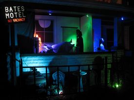 Halloween displays 2017