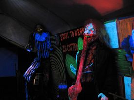 Halloween displays 2017