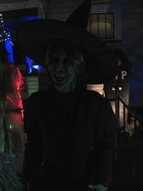 Halloween displays 2017