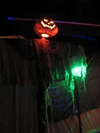 Halloween displays 2018