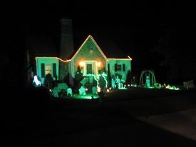 Halloween displays 2018