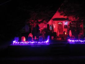 Halloween displays 2018