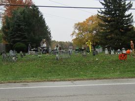 Halloween displays 2019