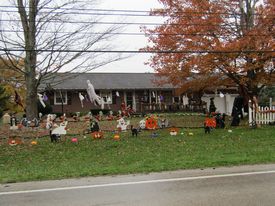 Halloween displays 2019