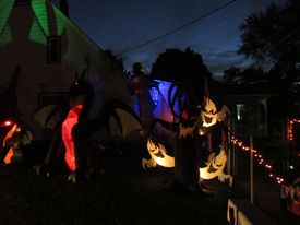 Halloween displays 2019