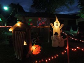 Halloween displays 2019