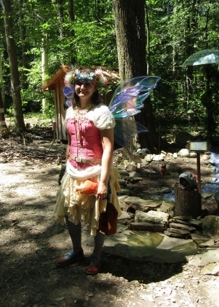 cast220101.jpg