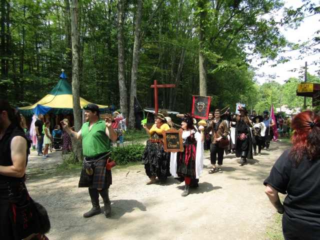 parade210711.jpg