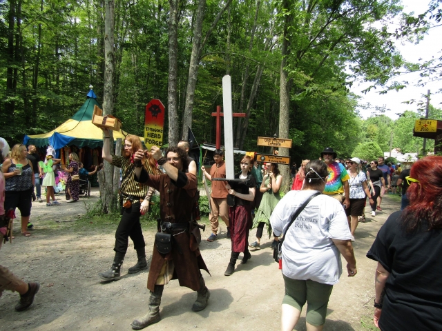 parade210713.jpg