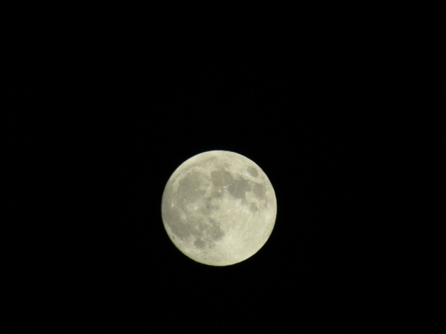 octmoon02.jpg