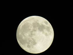 octmoon04.jpg