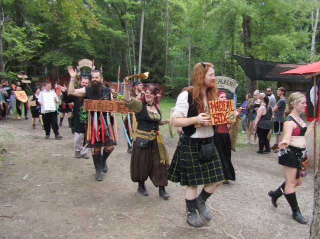 parade211012.jpg
