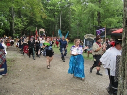 parade211005.jpg