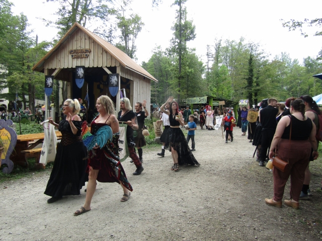 parade251413.jpg