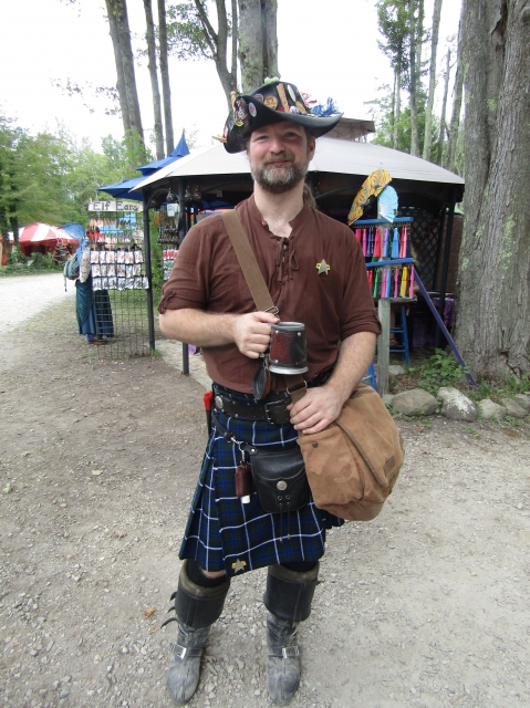 people251405.jpg