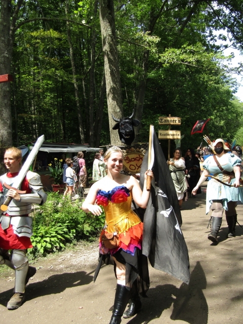 parade211105.jpg