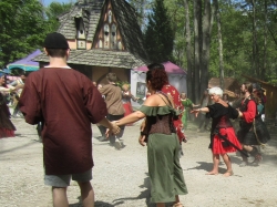 dance190802.jpg