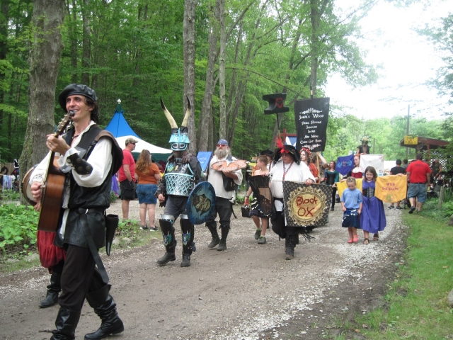 parade180303.jpg