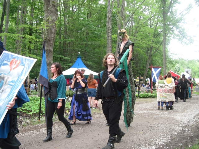 parade180305.jpg