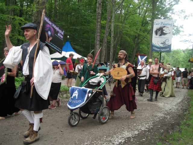 parade180308.jpg