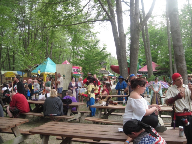 pub180401.jpg