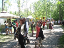 parade180905.jpg