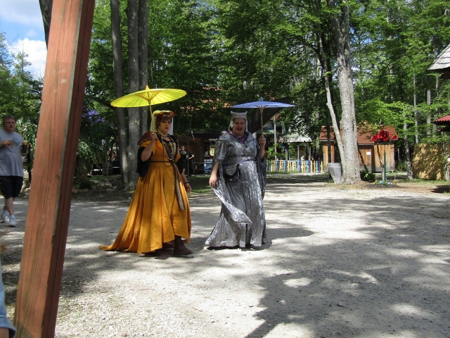 cast220704.jpg