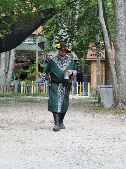cast220705.jpg