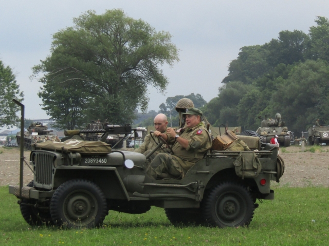 dday19027.jpg