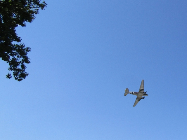 dday22air17.jpg