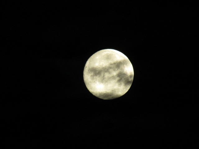 moonapril2106.jpg