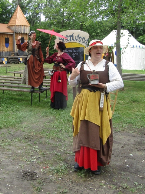 cast220903.jpg