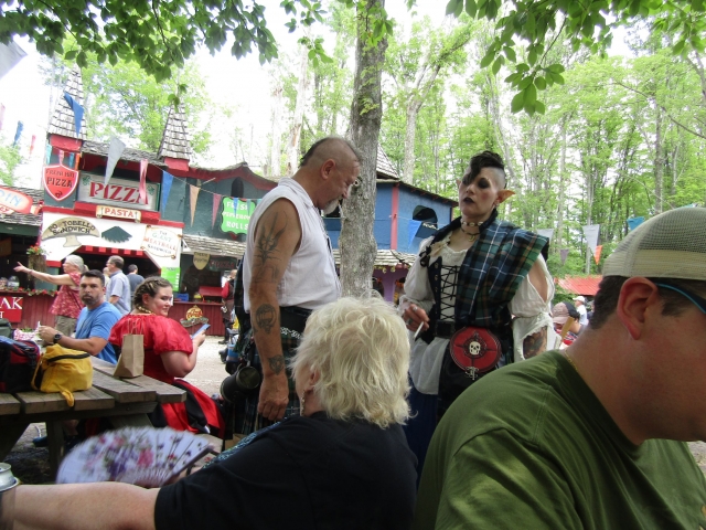 people220906.jpg