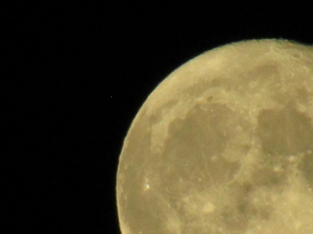 augmoon12.jpg
