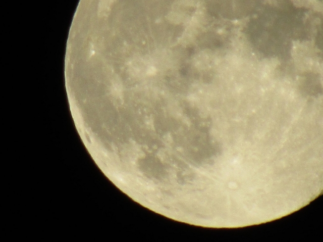 moon607.jpg