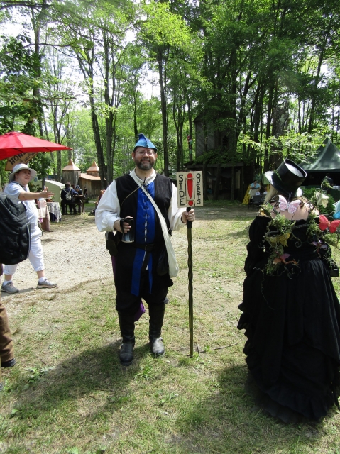 cast230501.jpg