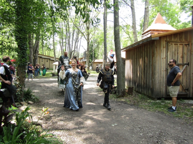 parade230509.jpg