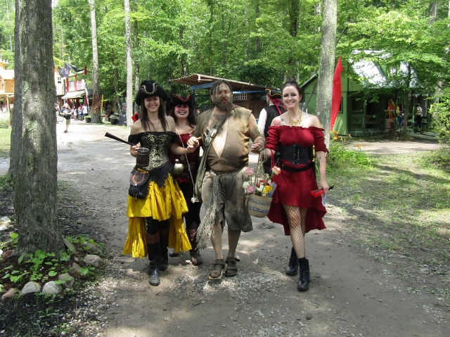cast230803.jpg