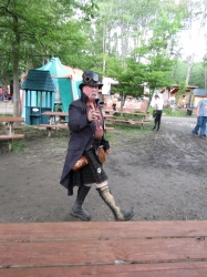people230801.jpg