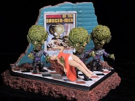 Saucer Men