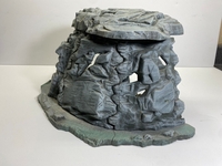 lucascave04.jpg