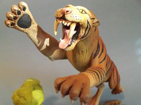 aurora prehistoric scenes model