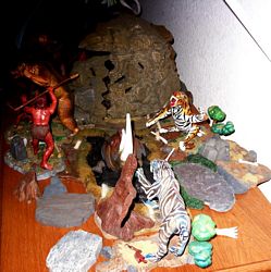 Aurora Prehistoriic Scenes built up models