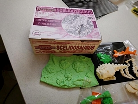 Aurora prehistoric scenes resin model add on