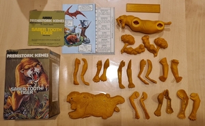 sabertooth tiger model